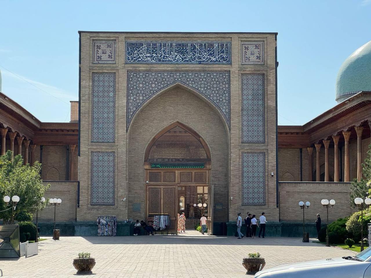 Abay Street- Tashkent City Center Eksteriør bilde