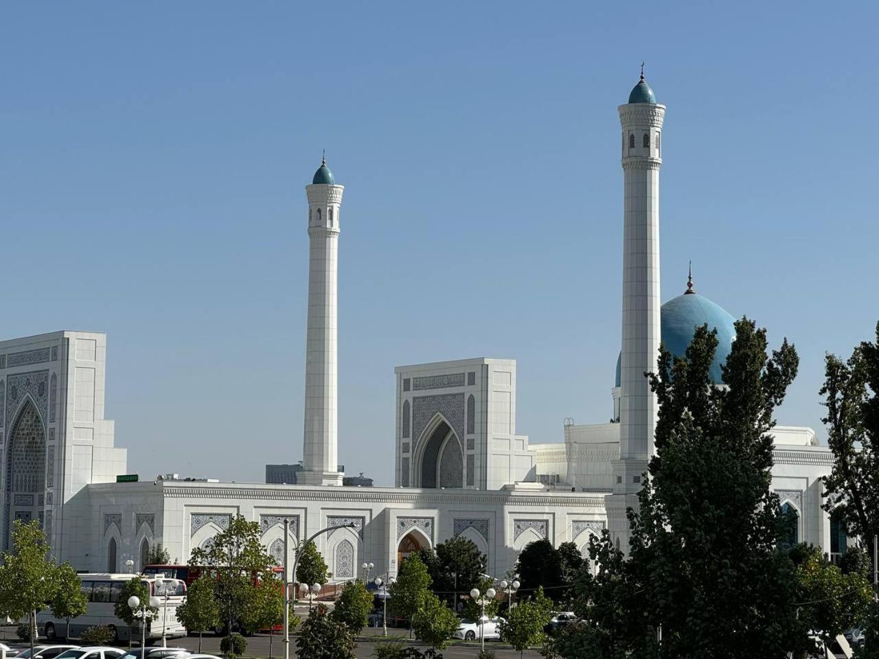 Abay Street- Tashkent City Center Eksteriør bilde